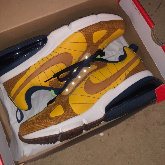 Nike Air Max 270 Futura se - Picture 1 of 3